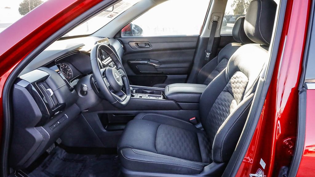 Used 2023 Nissan Pathfinder SV FWD image 20