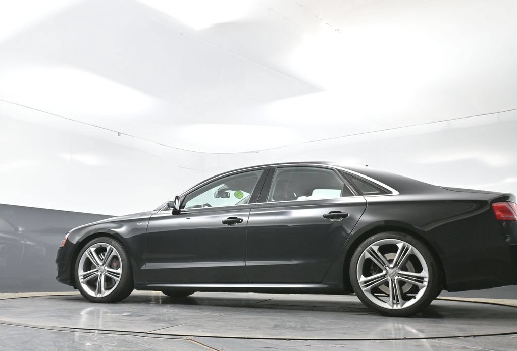 Used 2014 Audi S8 AWD/4WD image 60