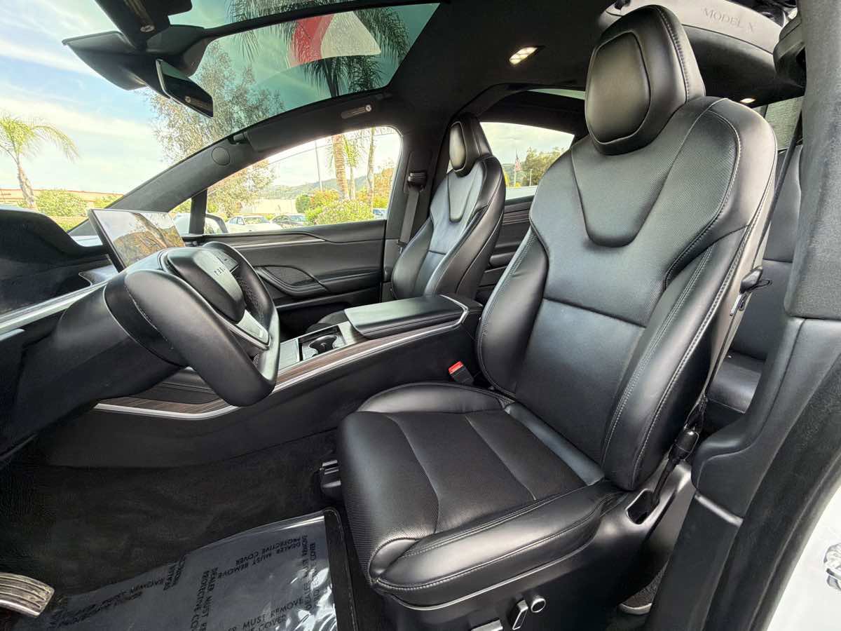 Used 2023 Tesla Model X AWD/4WD image 22