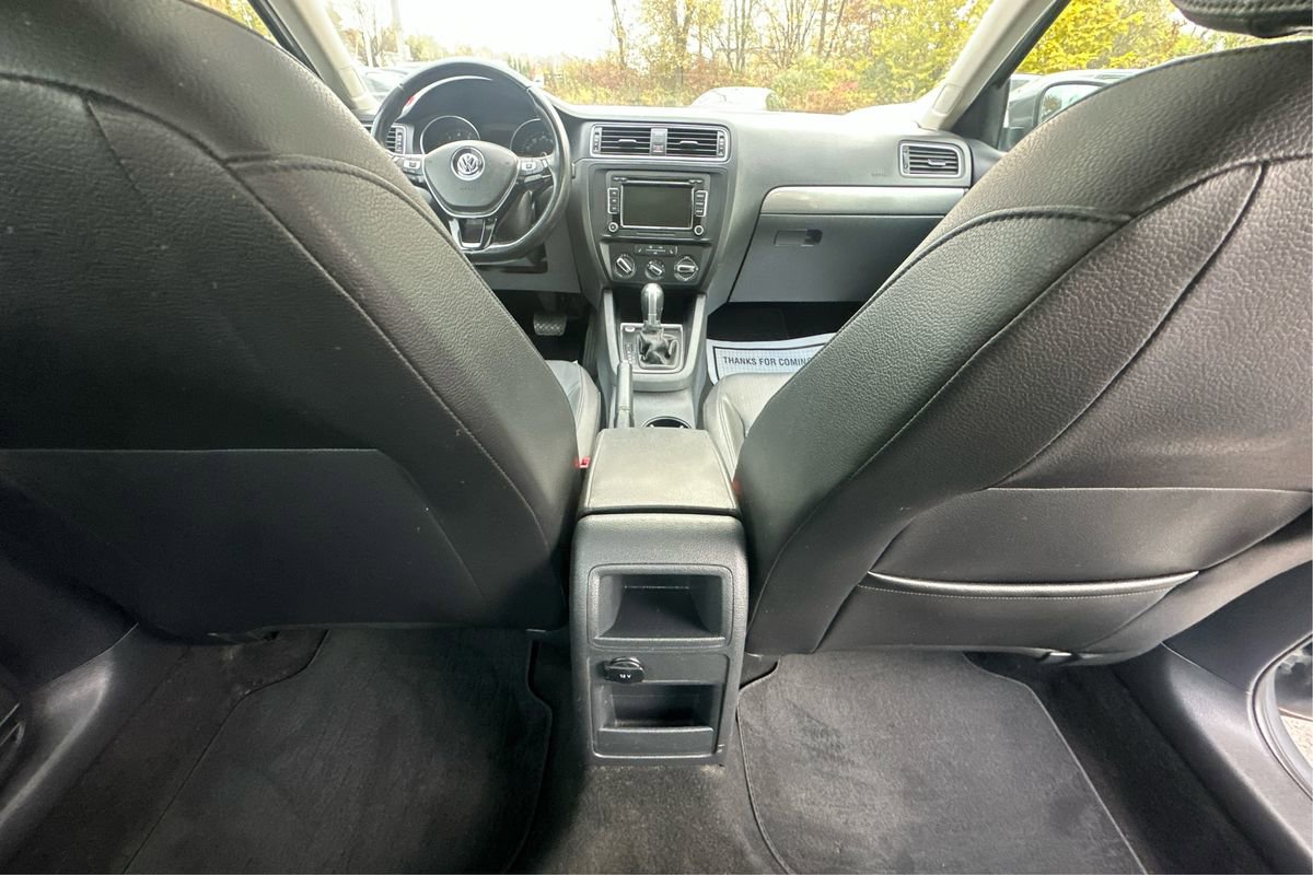 Used 2015 Volkswagen Jetta SE image 20