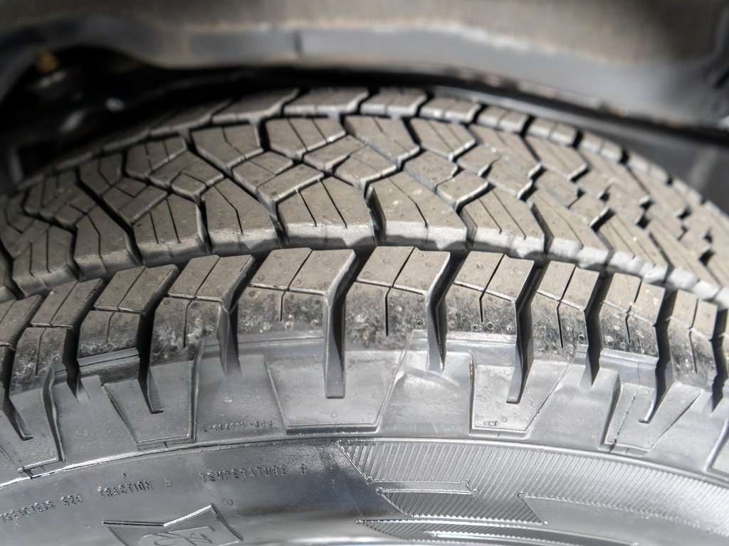 Used 2018 Toyota 4Runner TRD Off-Road Premium image 28