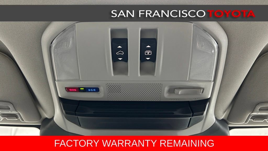 Used 2025 Subaru Ascent Onyx Edition w/ Onyx Package image 30