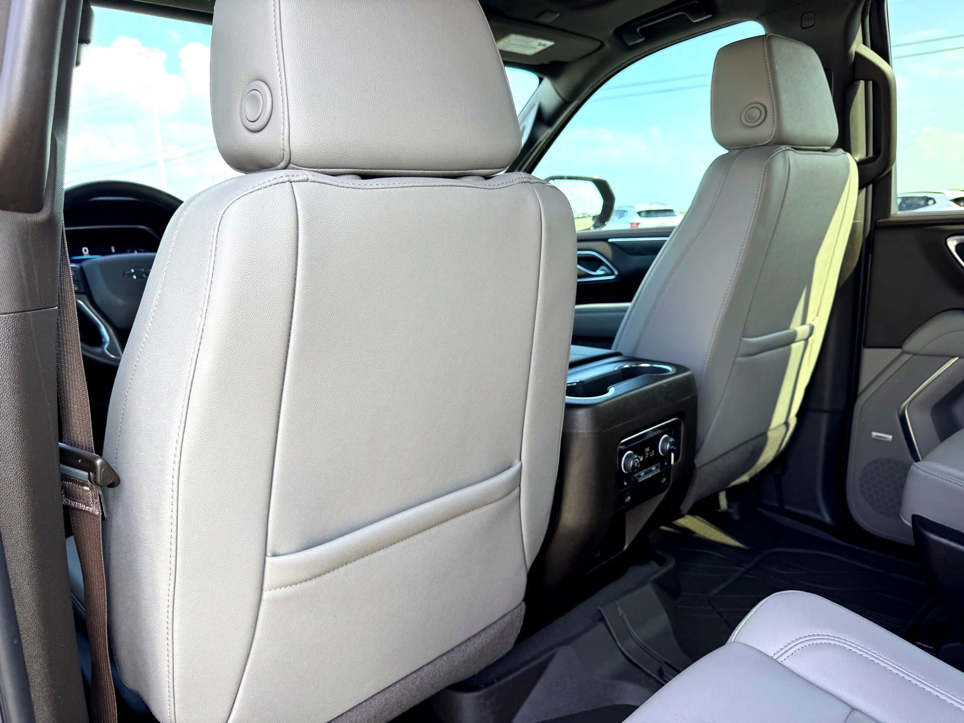 Used 2024 Chevrolet Tahoe Z71 w/ Off-Road Capability Package AWD/4WD image 21