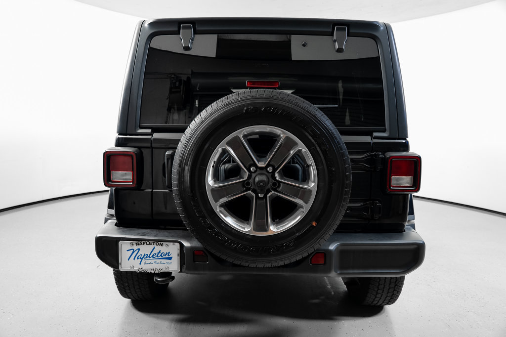 Used 2021 Jeep Wrangler Unlimited Sahara AWD/4WD image 11