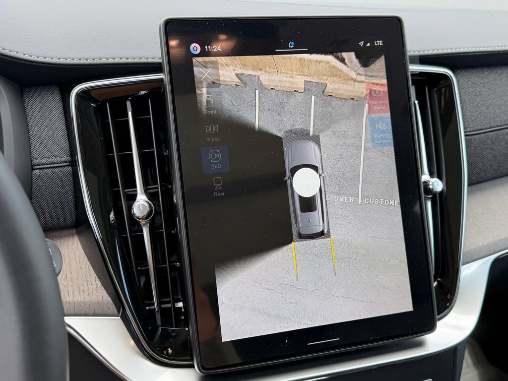 New 2026 Volvo XC90 T8 Ultra w/ Protection Package Premier AWD/4WD image 23