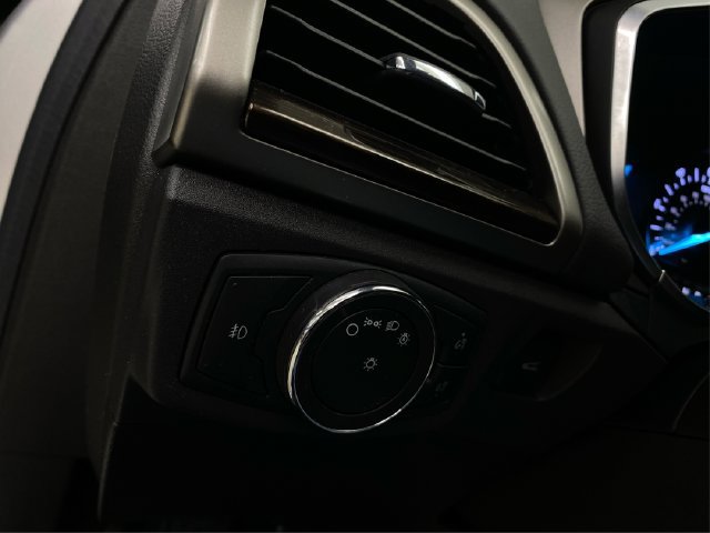 Used 2013 Ford Fusion SE FWD image 23