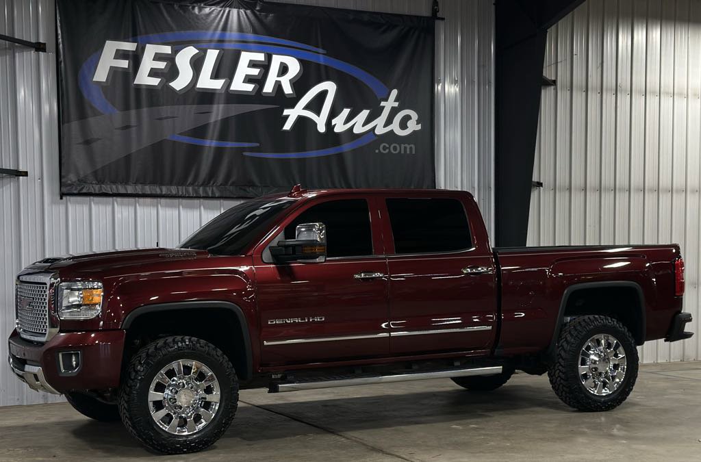 Used 2017 GMC Sierra 2500 Denali w/ Duramax Plus Package image 15