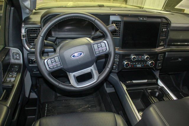 Used 2025 Ford F350 Lariat w/ Black Appearance Package image 11