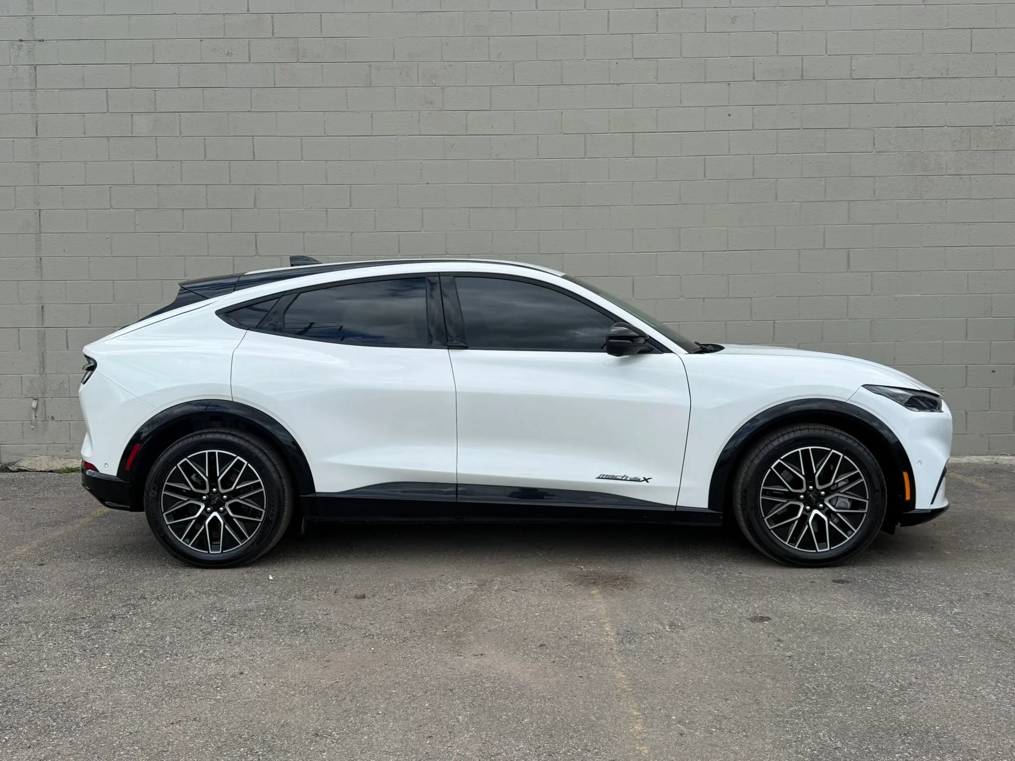 Used 2024 Ford Mustang Mach-E Premium AWD/4WD image 10