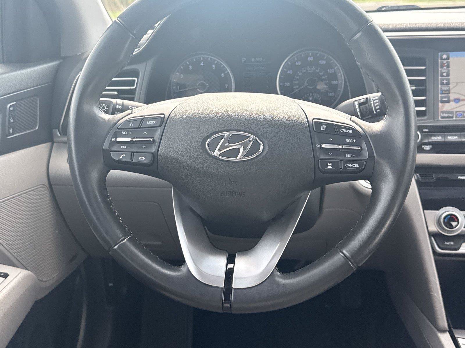 Used 2020 Hyundai Elantra Limited w/ Ultimate Package 03 FWD image 22