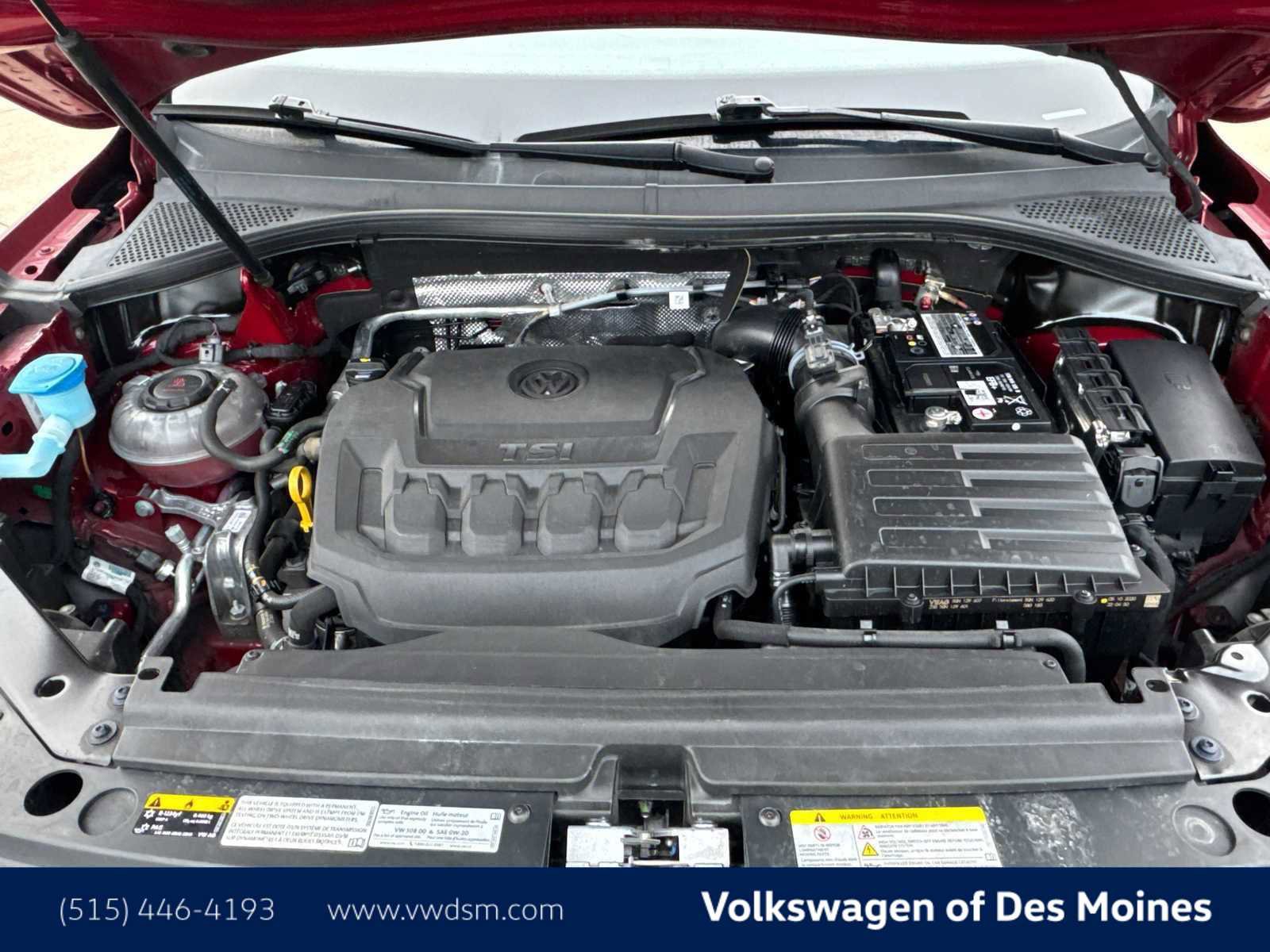 Used 2021 Volkswagen Tiguan SE w/ Panoramic Sunroof Package image 9