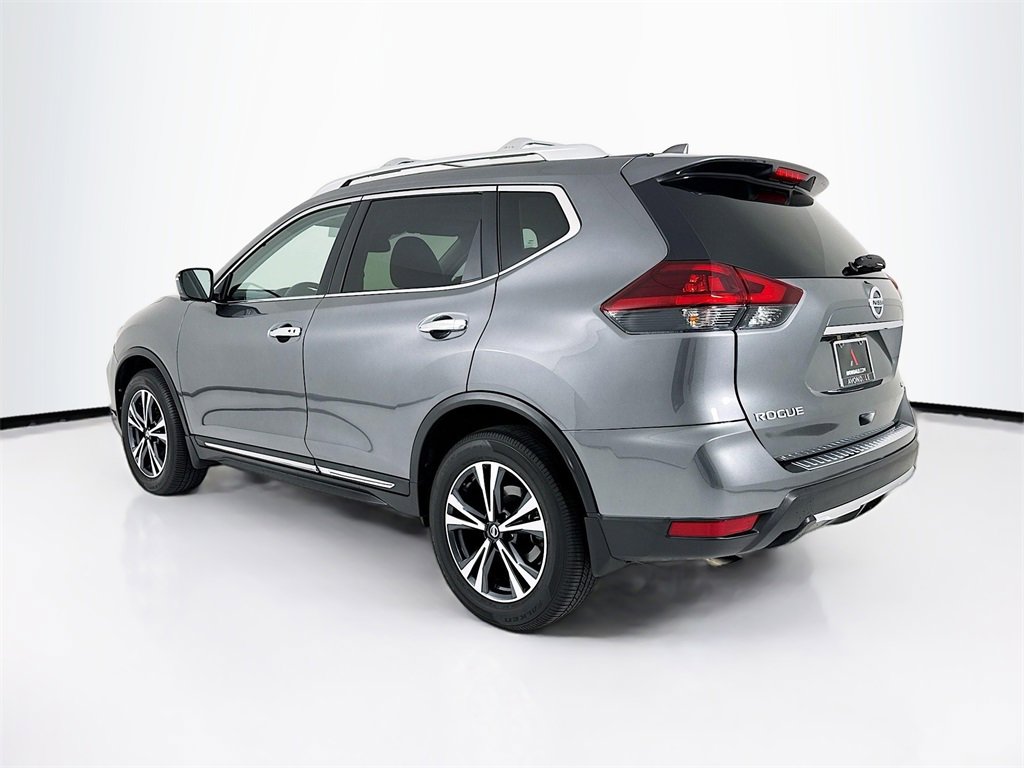 Used 2018 Nissan Rogue SL image 3