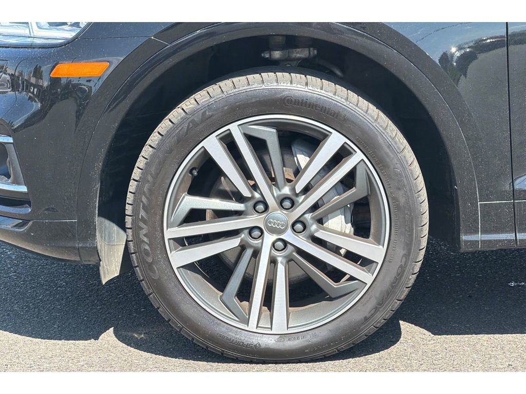 Used 2020 Audi Q5 e Premium Plus w/ Premium Plus Package image 29