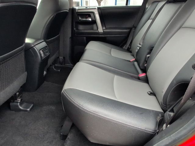 Used 2024 Toyota 4Runner SR5 Premium image 7