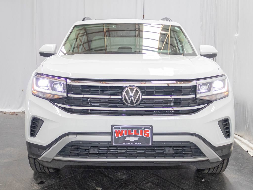 Used 2023 Volkswagen Atlas SE w/ Panoramic Sunroof Package image 2