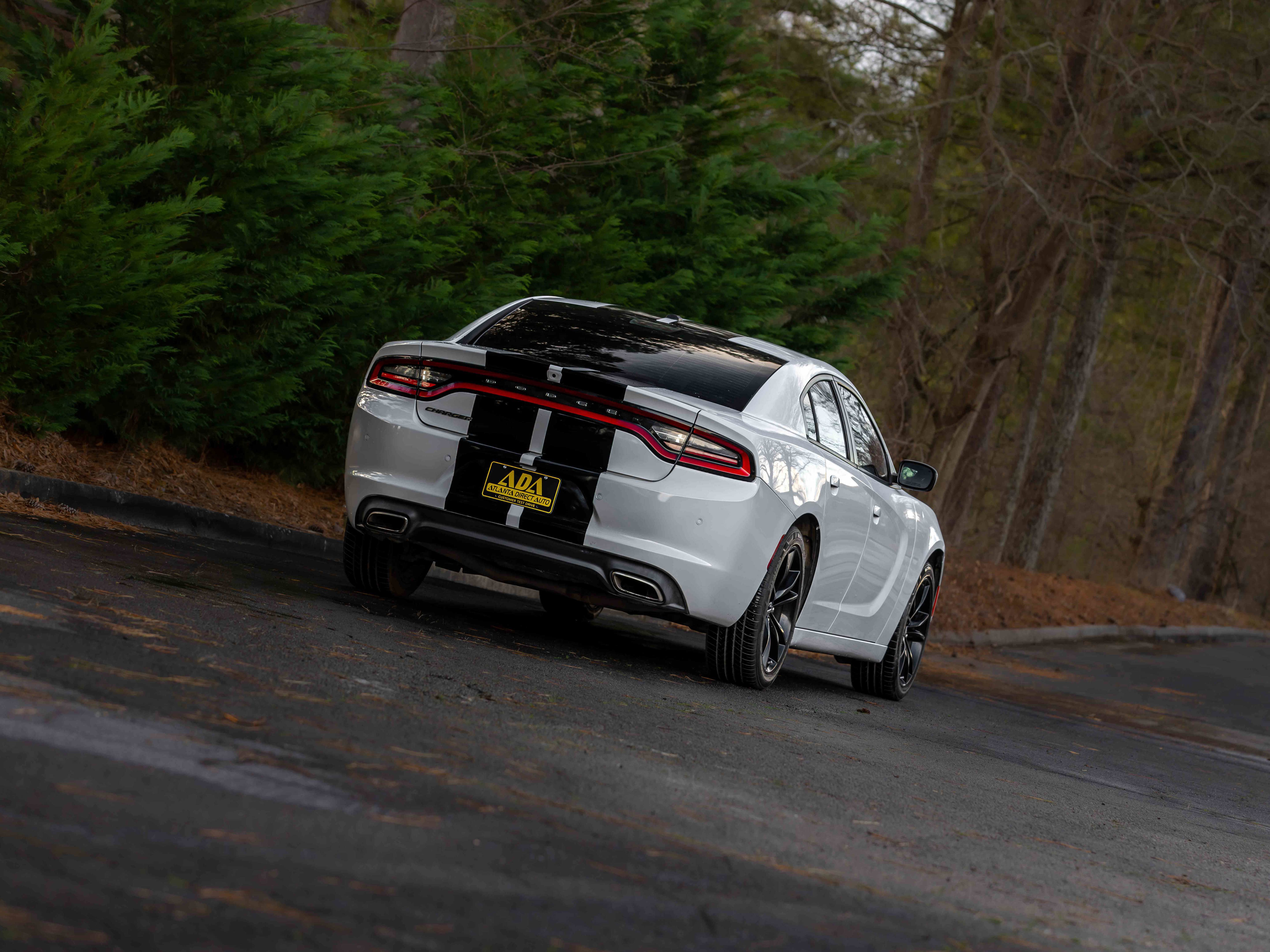 Used 2019 Dodge Charger SXT w/ Leather Interior Group image 50