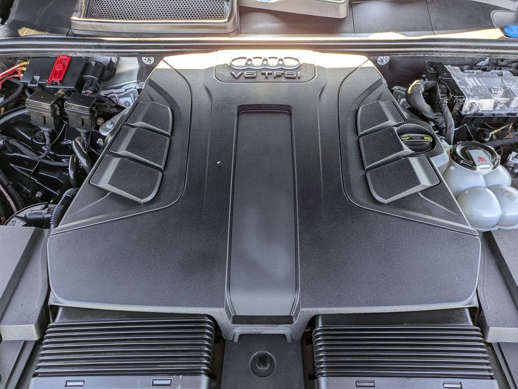 Used 2018 Audi Q7 3.0T Prestige w/ Prestige Package image 24