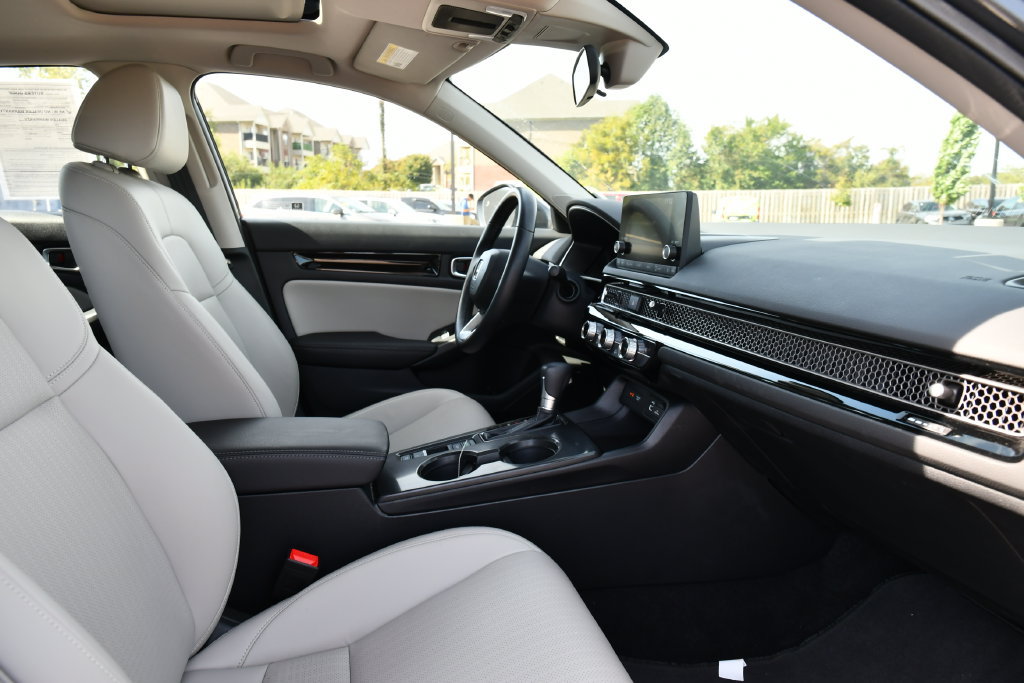 Used 2024 Honda Civic EX-L image 29