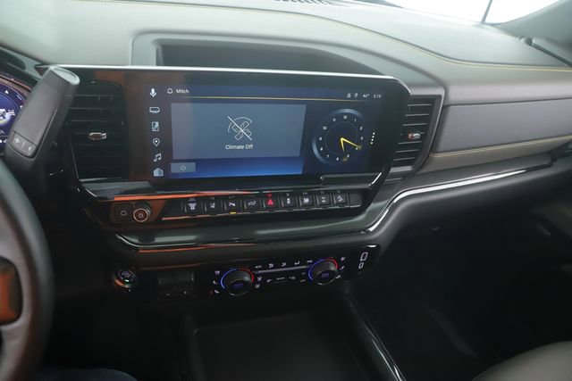 Used 2025 Chevrolet Silverado 2500 ZR2 AWD/4WD image 30