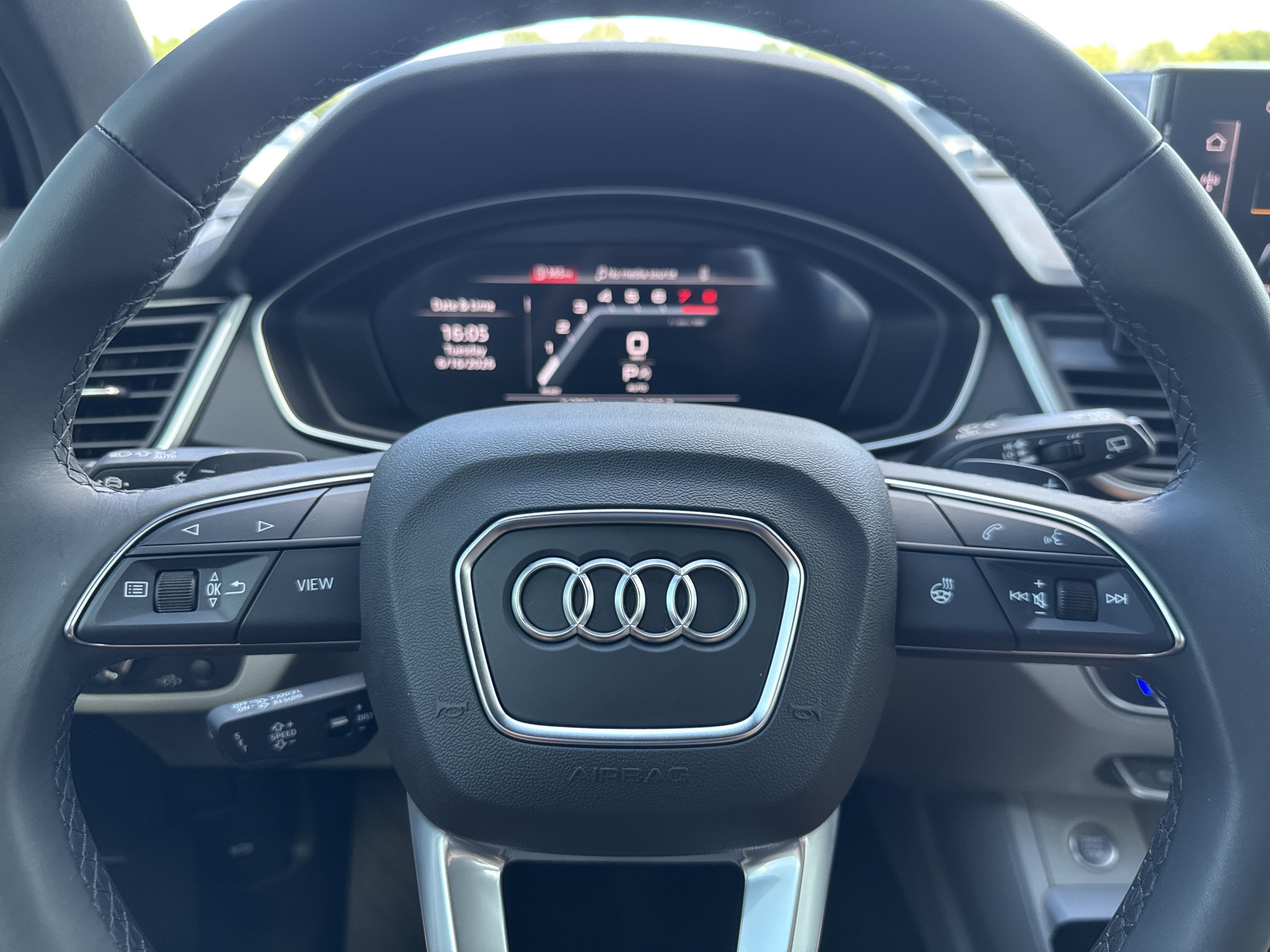 Certified 2024 Audi Q5 2.0T Premium w/ Summer of Audi Package AWD/4WD image 10