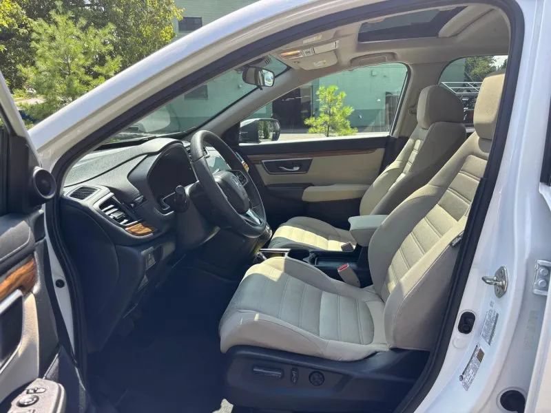Used 2017 Honda CR-V EX image 11
