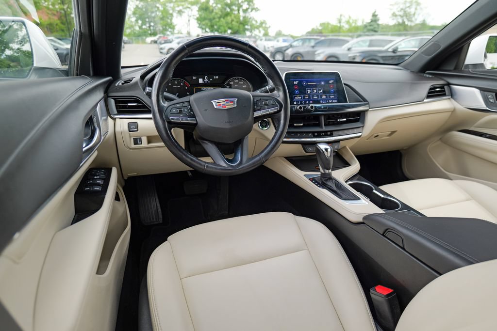 Used 2024 Cadillac CT4 Luxury w/ Sun And Sound Package AWD/4WD image 40