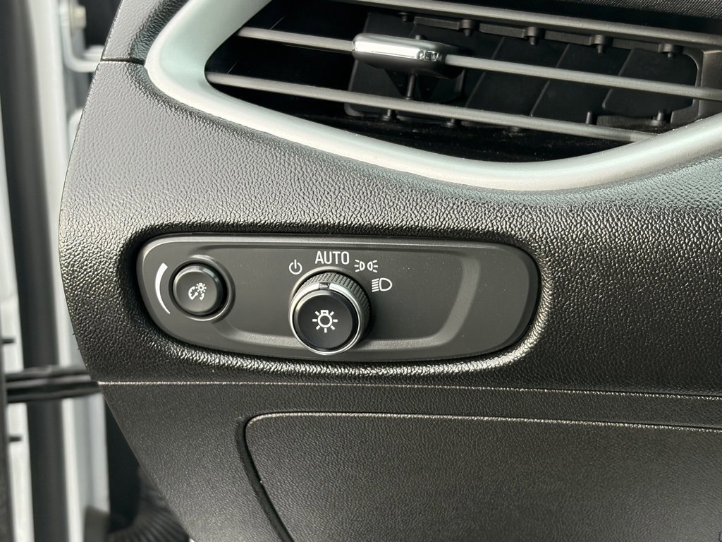 Used 2024 Chevrolet Malibu LT image 6