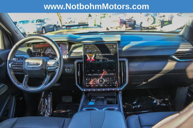 Used 2024 GMC Acadia AT4 image 16