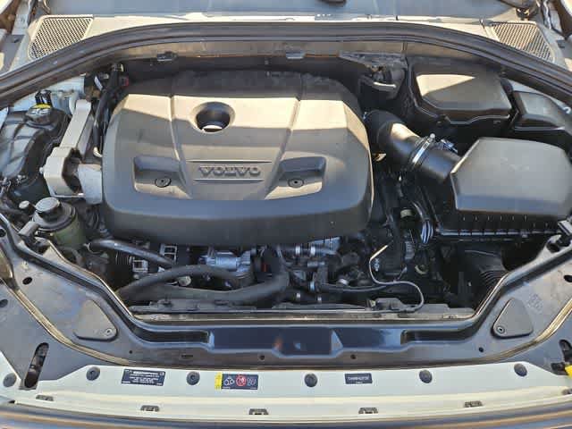 Used 2016 Volvo XC60 T5 Premier w/ Proximity Package FWD image 12