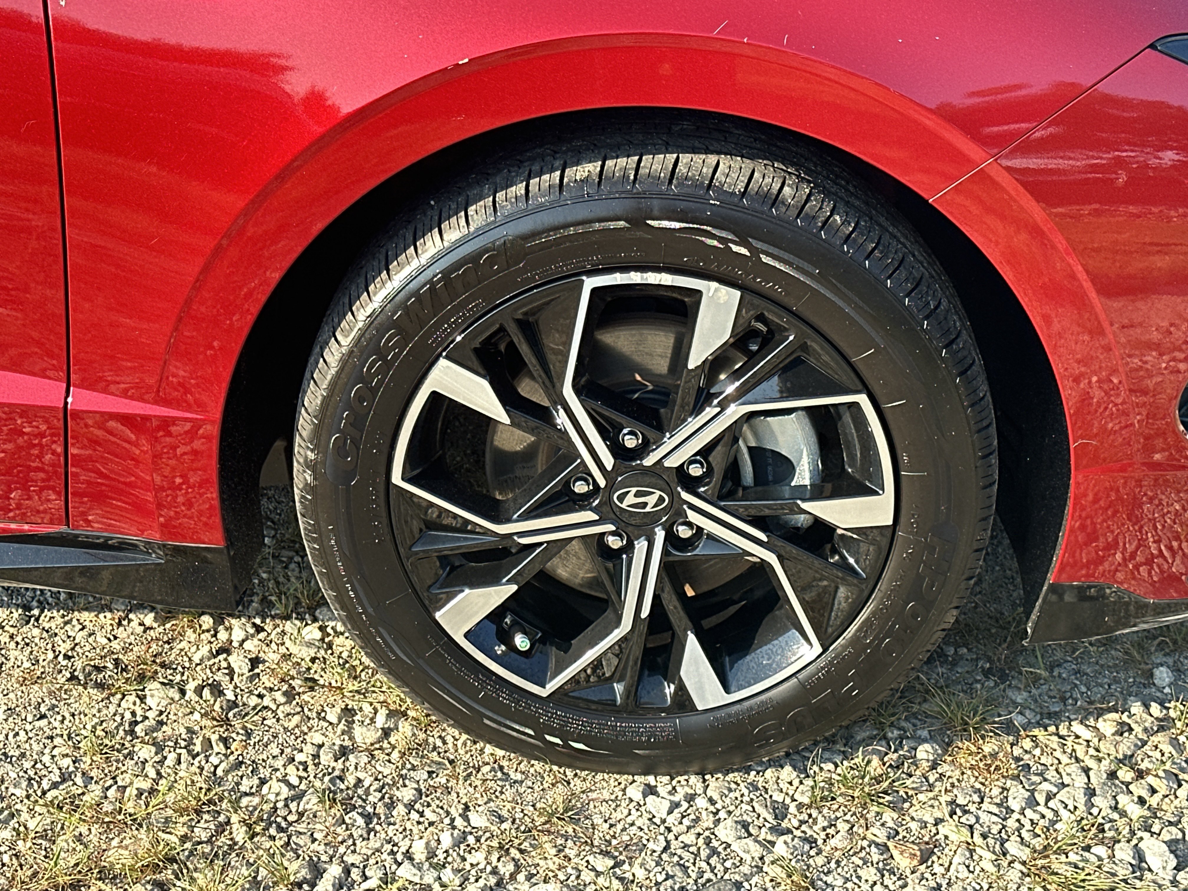 Used 2025 Hyundai Sonata SEL FWD image 12