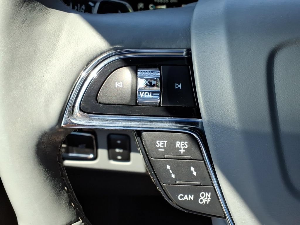 Used 2019 Lincoln Navigator L Reserve w/ Cargo Package AWD/4WD image 23
