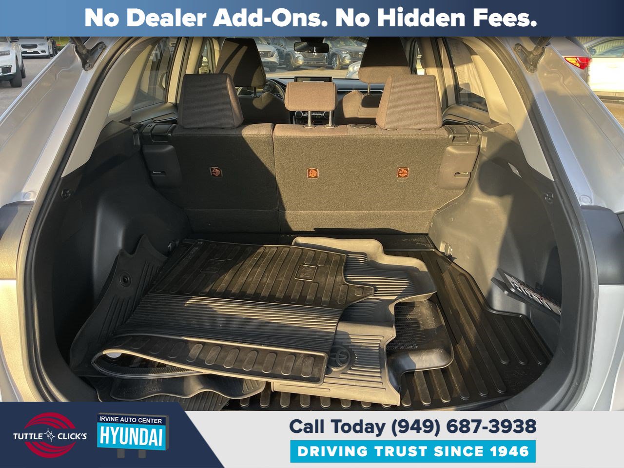 Used 2020 Toyota RAV4 LE w/ All Weather Liner Package FWD image 34