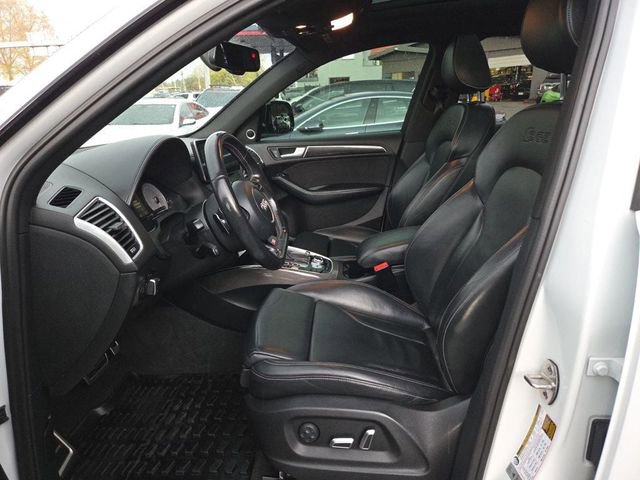 Used 2017 Audi SQ5 Premium Plus w/ Technology Package AWD/4WD image 9