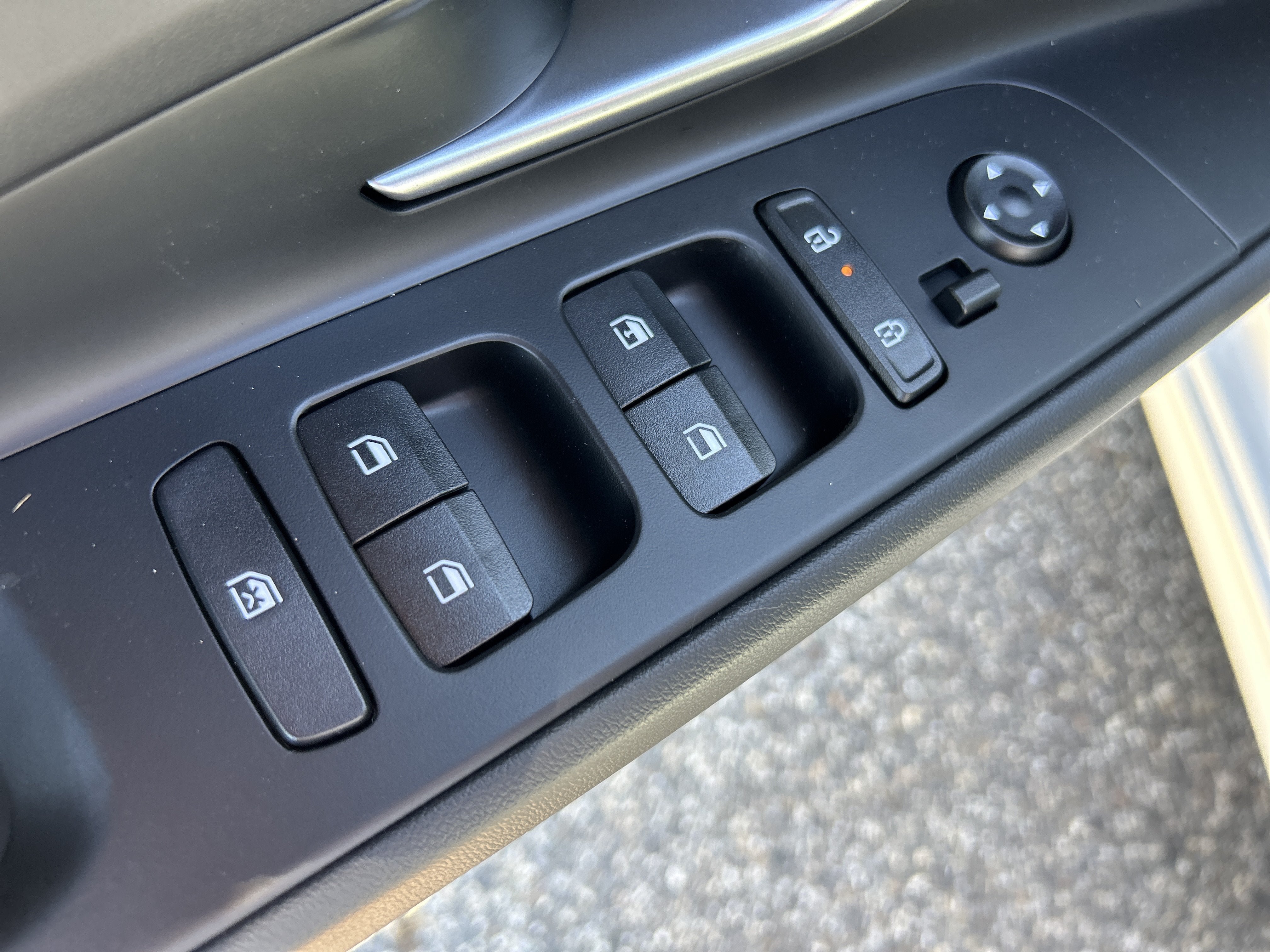 New 2026 Hyundai Elantra SE FWD image 18