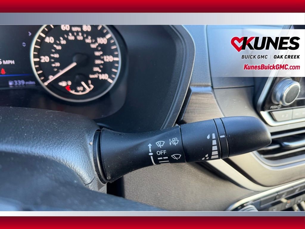 Used 2024 Nissan Altima 2.5 SV image 13