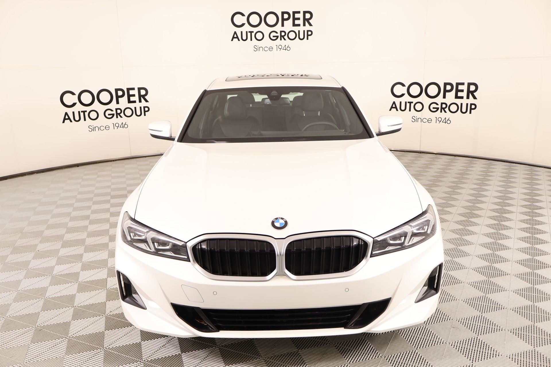Used 2025 BMW 330i xDrive Sedan image 10