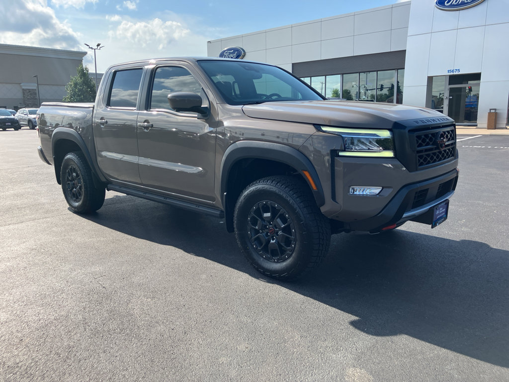 Used 2022 Nissan Frontier PRO-4X w/ Pro-4X Premium Package AWD/4WD image 11