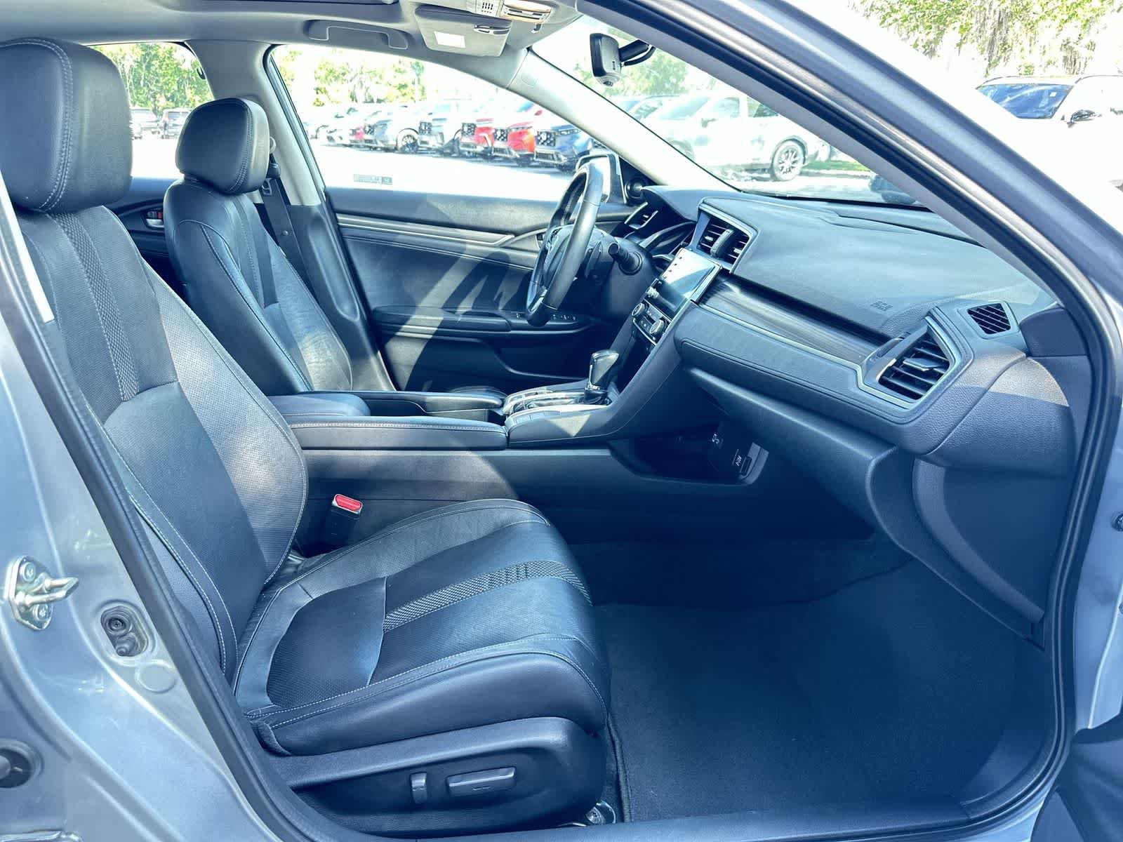 Used 2020 Honda Civic Touring image 17