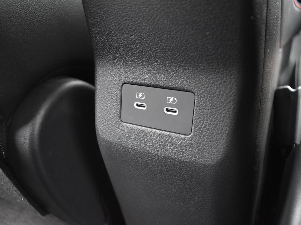 New 2026 Nissan Kicks SR w/ Illumination Package image 21