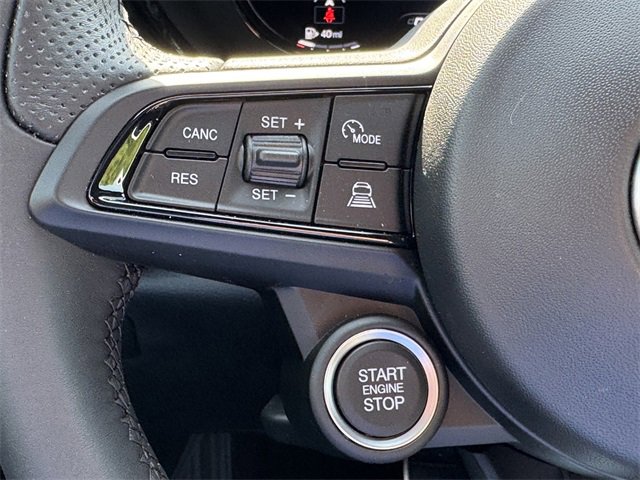 New 2025 Alfa Romeo Tonale w/ Premium Package image 18