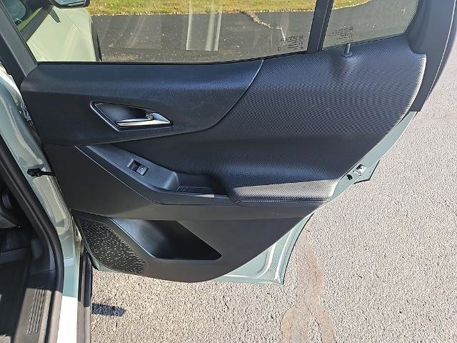 New 2026 Chevrolet Equinox LT w/ Convenience Package II image 24