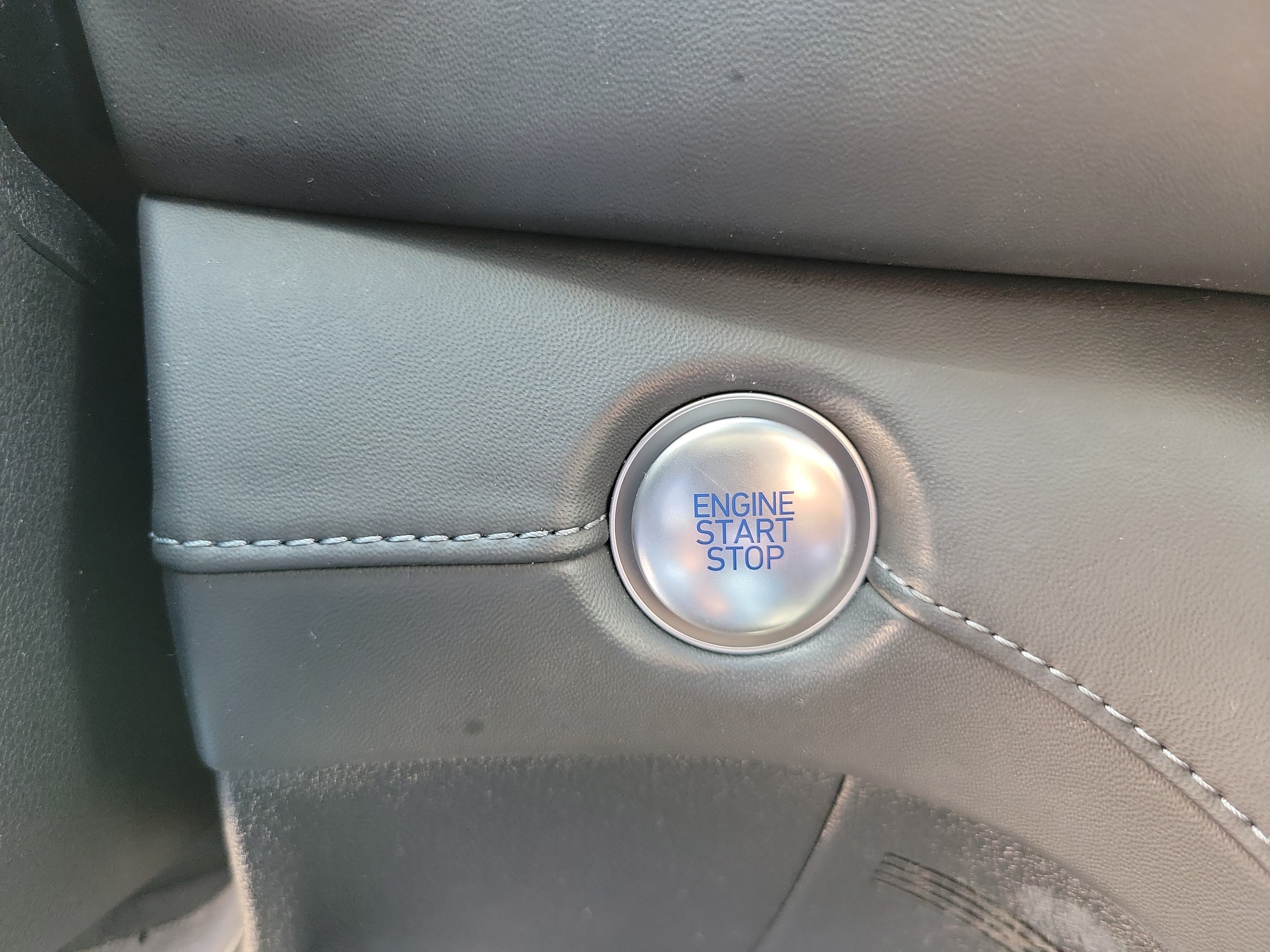 Used 2022 Hyundai Santa Fe Calligraphy FWD image 30