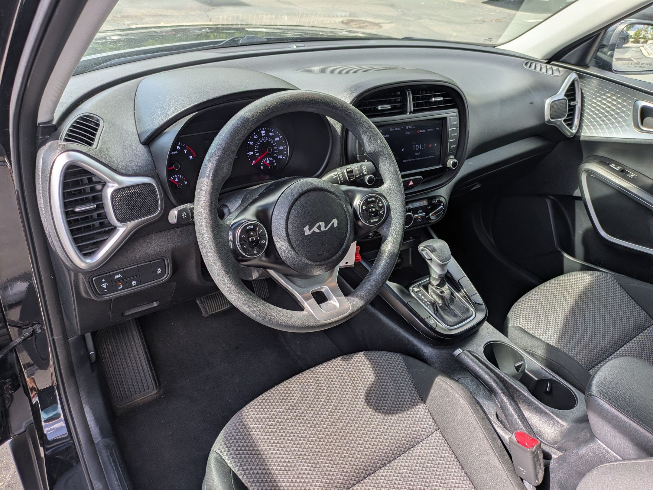 Used 2022 Kia Soul LX w/ Technology Package FWD image 16