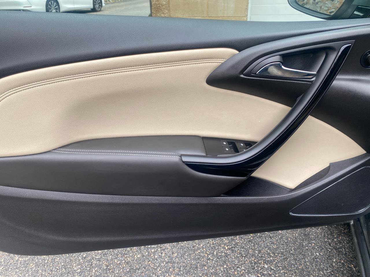 Used 2017 Buick Cascada Premium FWD image 28