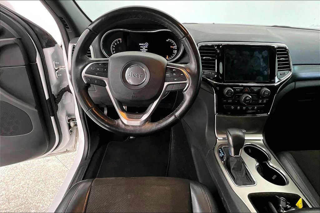 Used 2019 Jeep Grand Cherokee Altitude image 8
