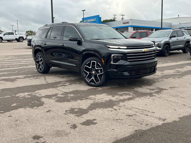 New 2026 Chevrolet Traverse High Country image 2