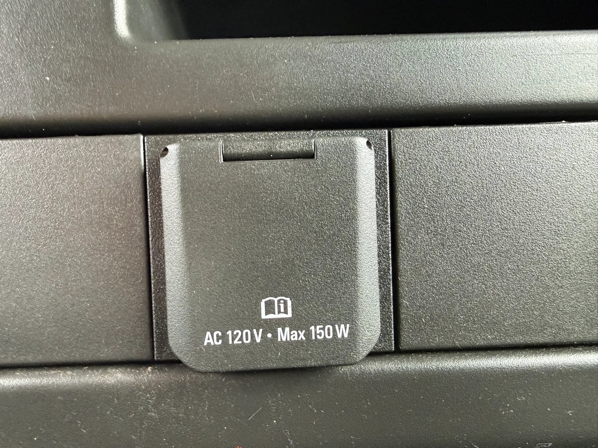 Used 2021 Chevrolet Express 2500 w/ Driver Convenience Package RWD image 34