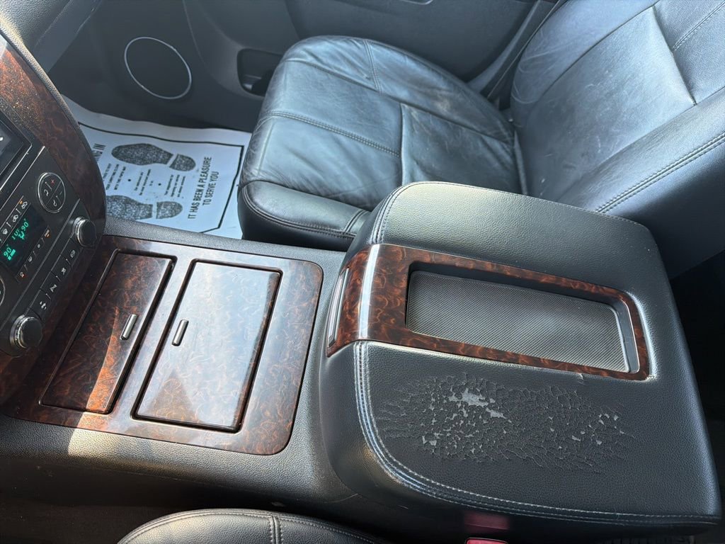 Used 2011 GMC Sierra 2500 Denali w/ Suspension Package, Off-Road image 17