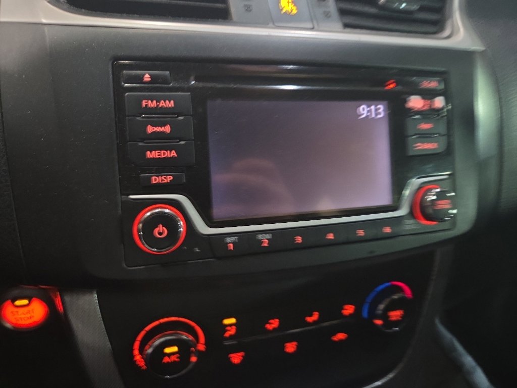 Used 2015 Nissan Sentra SR image 10
