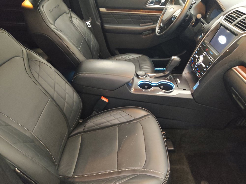 Used 2017 Ford Explorer Platinum AWD/4WD image 21